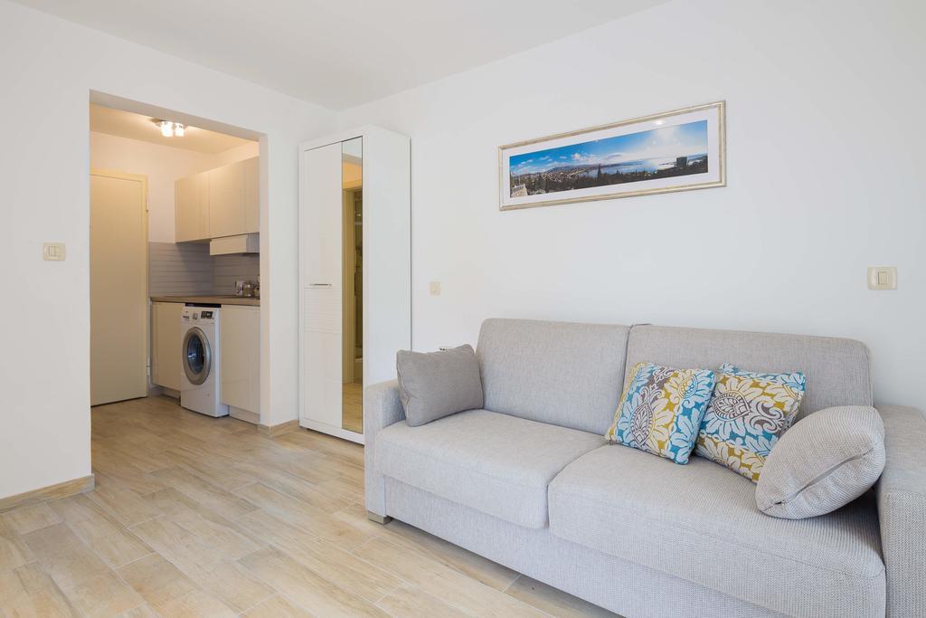 Phoenix Studio Apartment Split Bagian luar foto