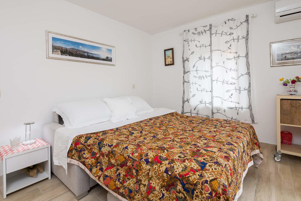 Phoenix Studio Apartment Split Bagian luar foto